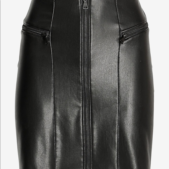 NWT Express high waisted vegan mini skirt - Picture 5 of 11